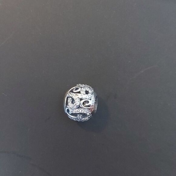 925 Sterling Silver Swirl Charm - Picture 2 of 7